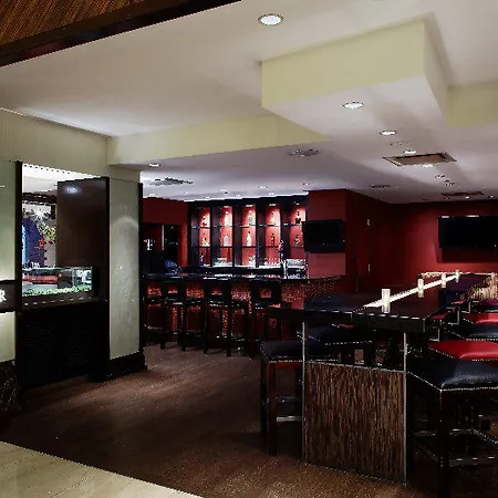 The Lexington Hotel, Autograph Collection 